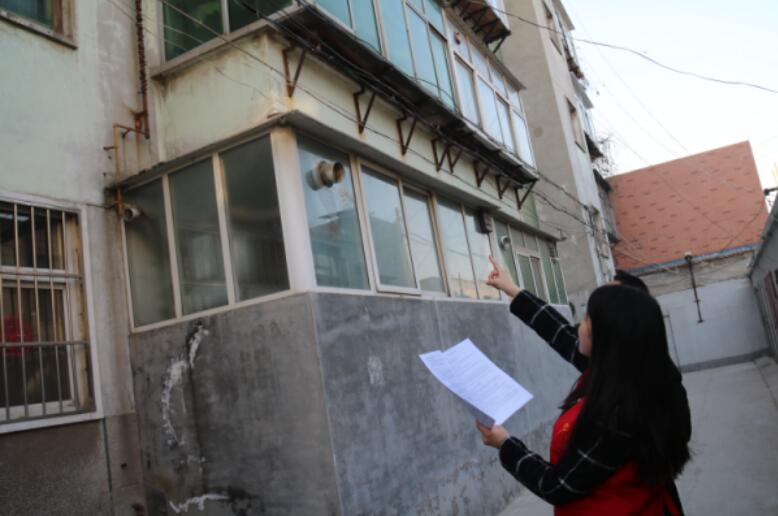 新乡市检测中心积极参与综治和平安建设宣传志愿服务活动