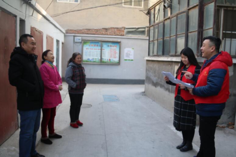 新乡市检测中心积极参与综治和平安建设宣传志愿服务活动